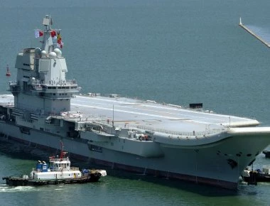 Κίνα: Ξεκίνησε τις δοκιμές εν πλω το δεύτερο αεροπλανοφόρο του κινεζικού Ναυτικού